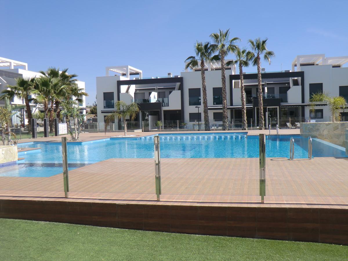 Casas Holiday - Oasis Beach Orihuela Eksteriør billede