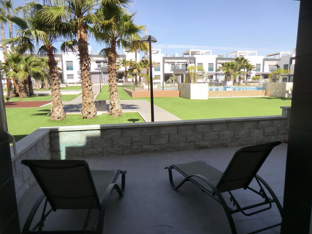 Casas Holiday - Oasis Beach Orihuela Eksteriør billede